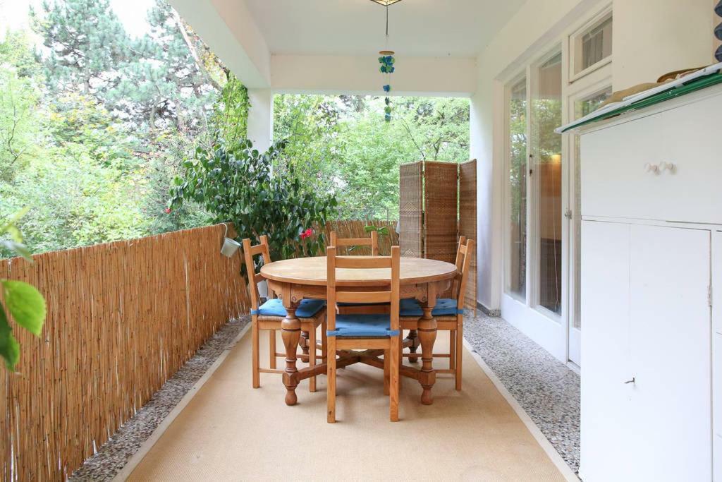 White Villa Baden Eksteriør billede